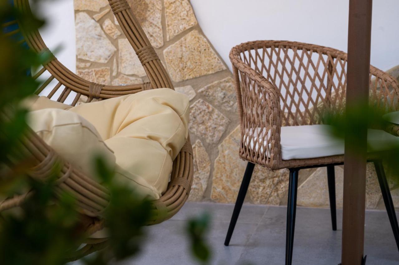 Melitta'S Luxury Apartments Anthousa  Exterior foto